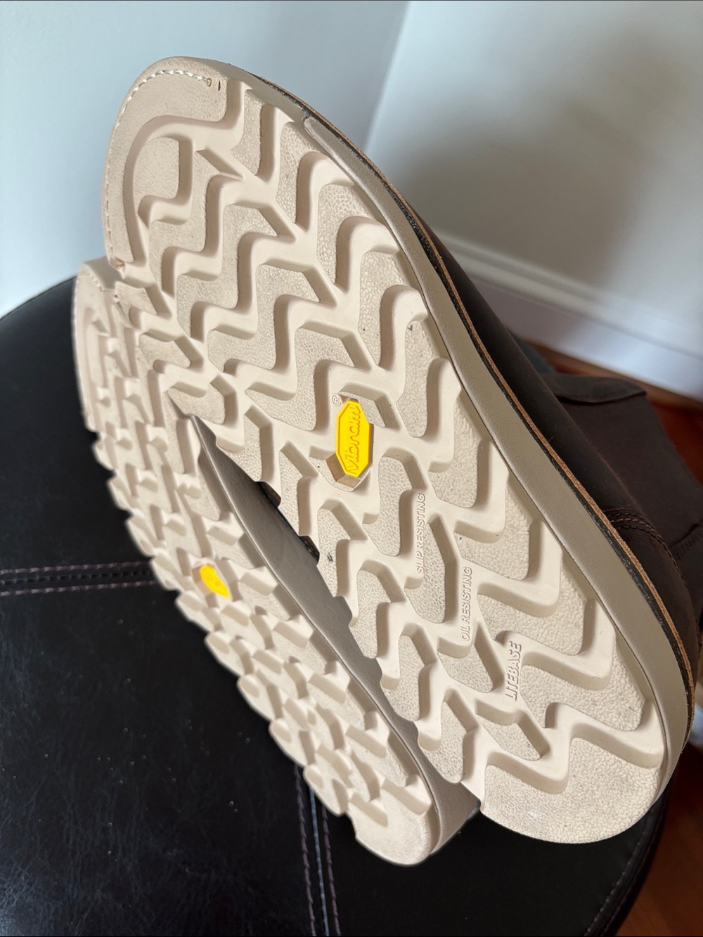 Red Wing Shoes 2446 Brown Leather Chukka Boots with Red Pull Tabs 9 E2 - Picture 4 of 7